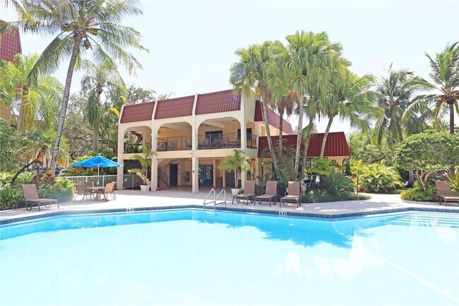 Building Photo - 9301 SW 92nd Ave