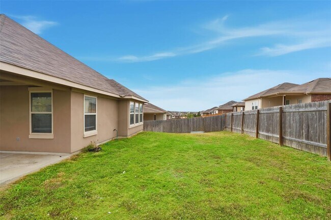 Building Photo - 13401 Henneman Dr