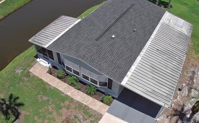 Building Photo - 79 N Meadow Dr