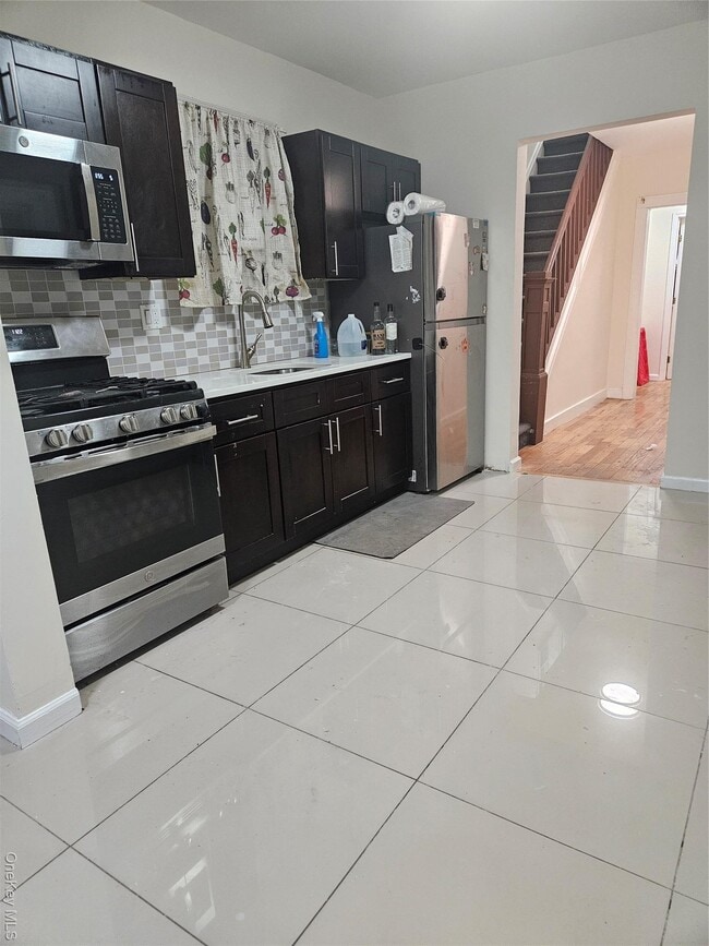 Building Photo - 116-49 147th St