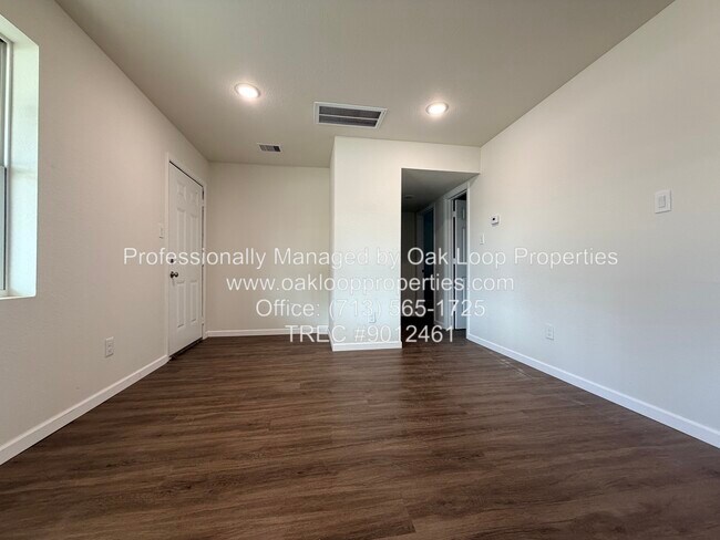 Building Photo - 4 N Atlantic St