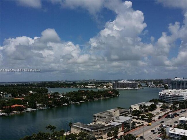 Building Photo - 6422 Collins Ave