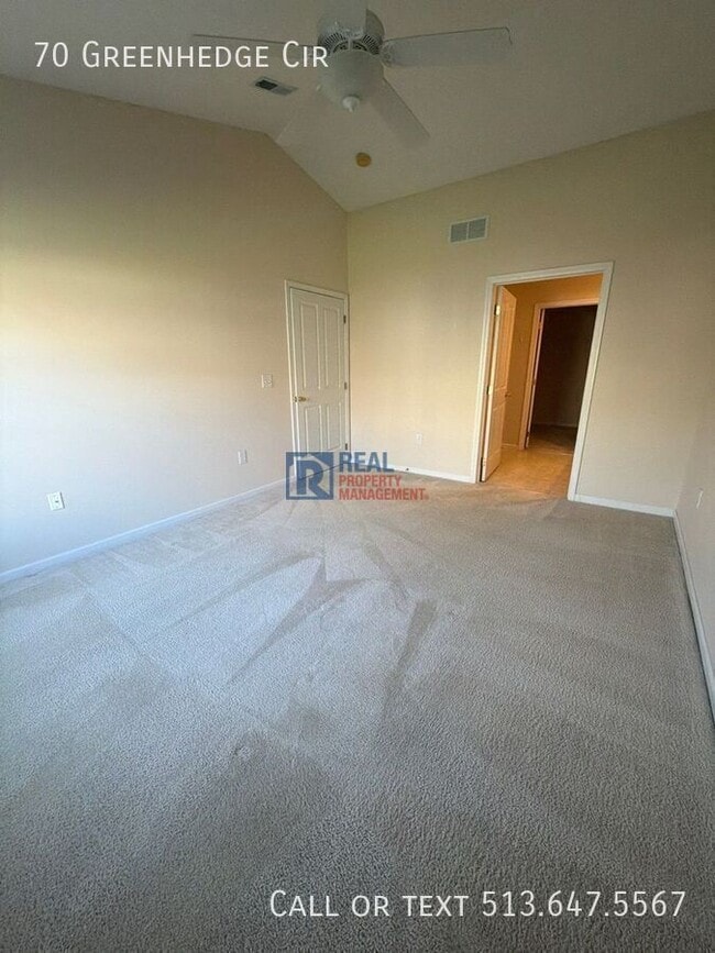 Building Photo - 70 Greenhedge Cir