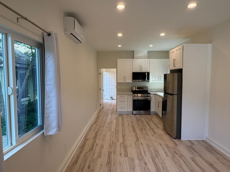 Building Photo - 22119 San Miguel St