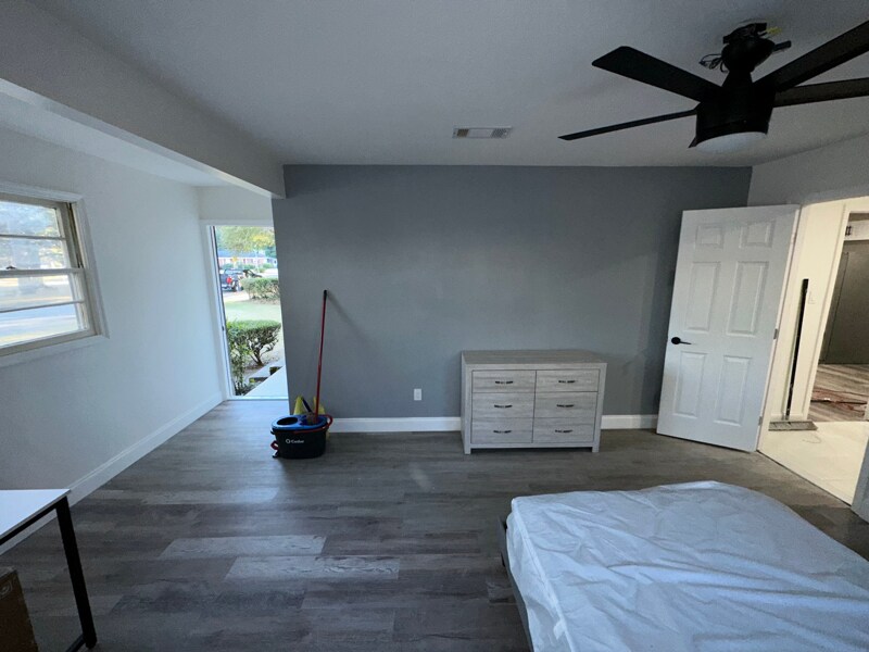 Building Photo - 905 Colquitt Cir