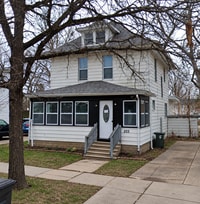Building Photo - 203 Elmwood St