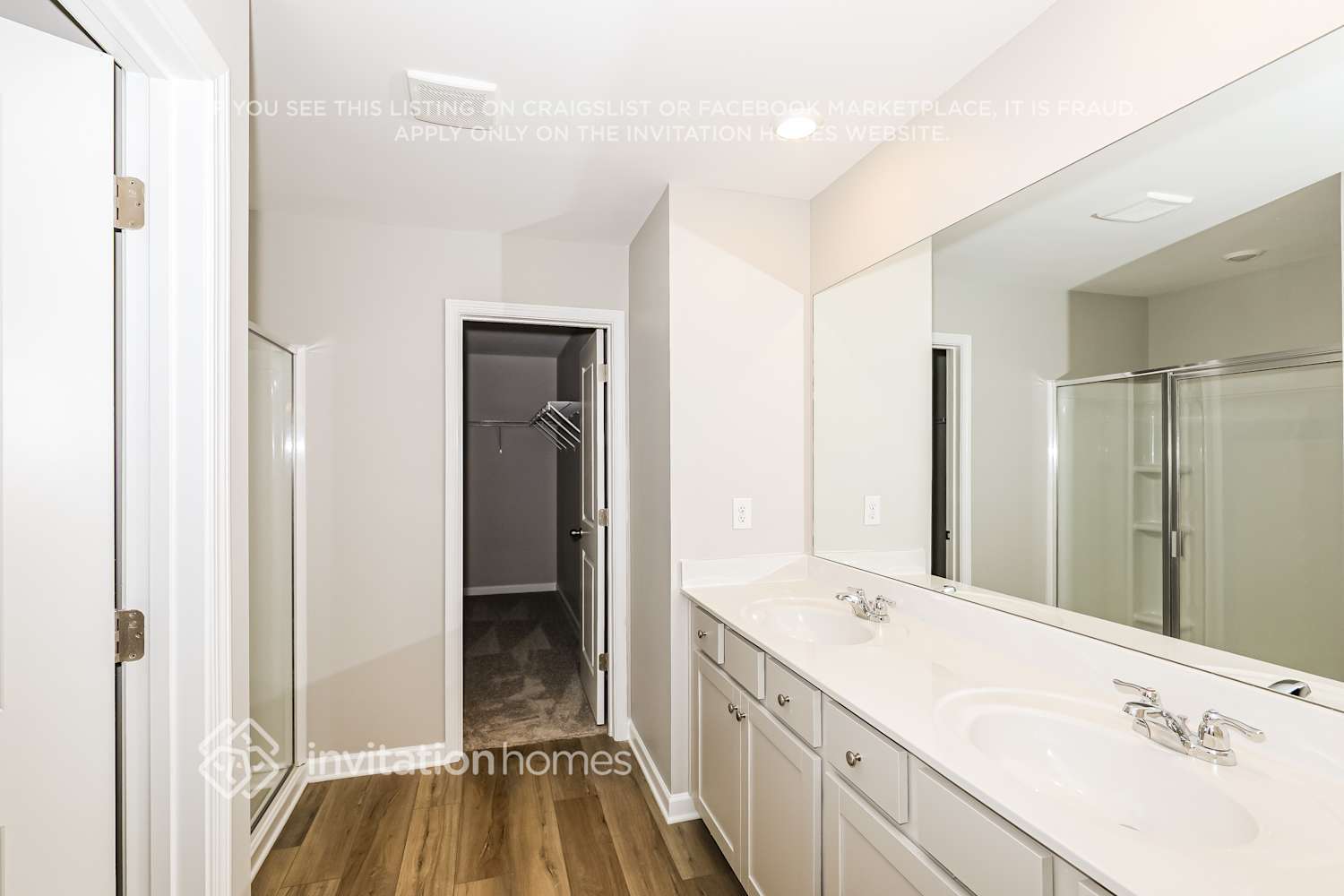 Building Photo - 532 Almere Dr