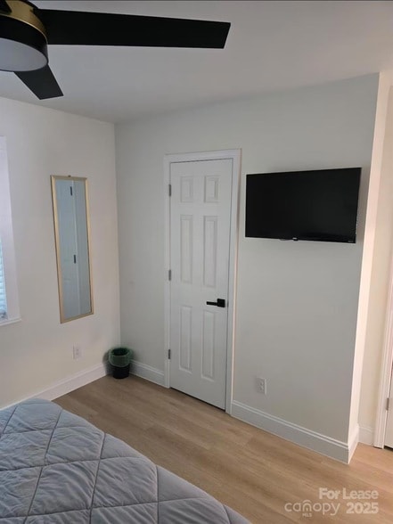 Building Photo - 1406 E 35th St