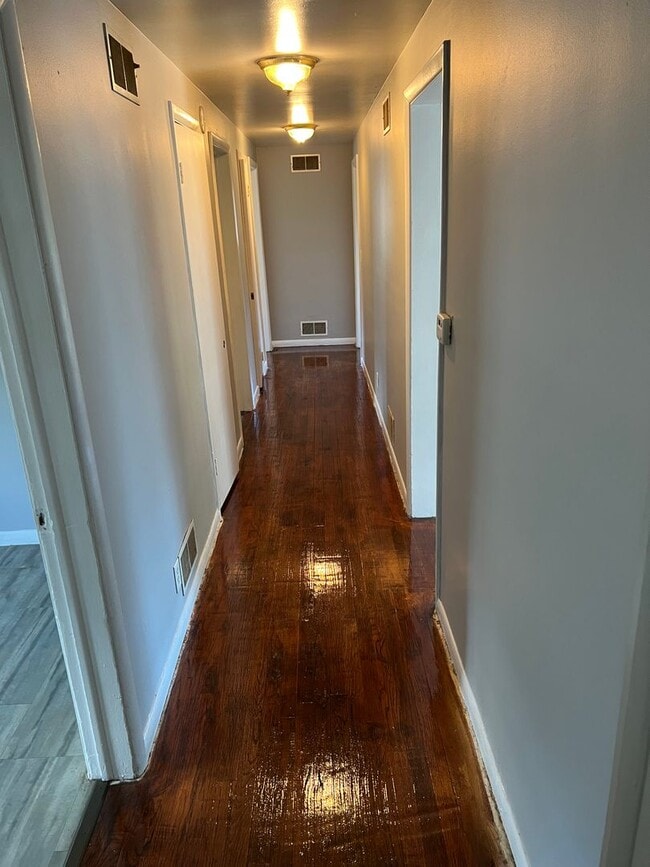 Building Photo - Cornell Duplexes