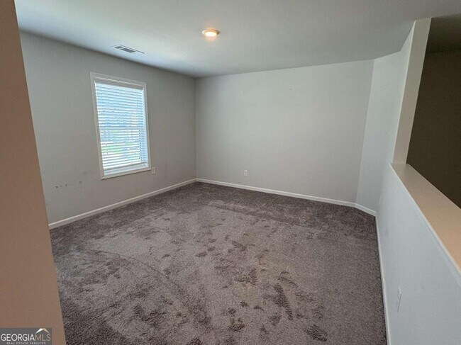 Building Photo - 304 Sterling Creek Wy