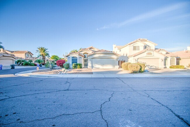 Building Photo - Lakewood 3 Bedroom for Rent!