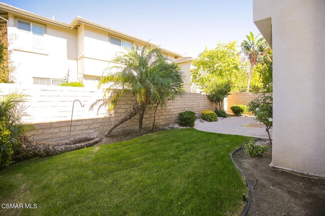 Building Photo - 1129 Azalea Way