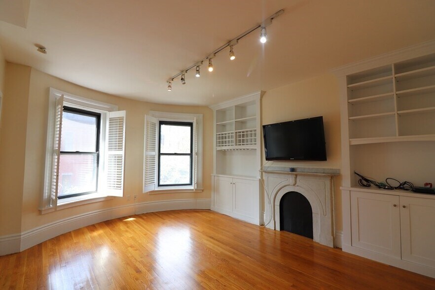 Building Photo - 310 Shawmut Ave