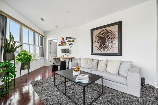 Building Photo - 22 Ave at Port Imperial