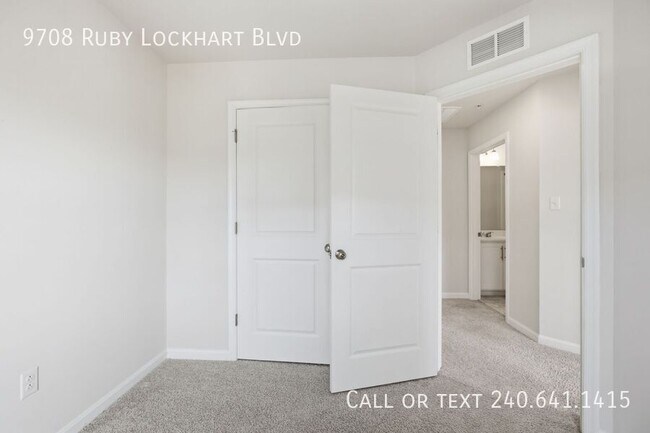 Building Photo - 9708 Ruby Lockhart Blvd