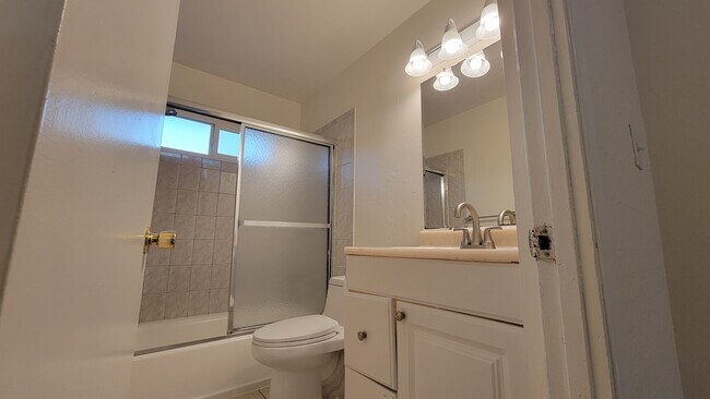 Building Photo - 289 Jose Figueres Ave