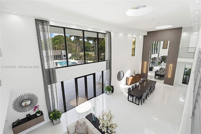 Building Photo - 14401 SW 63rd St