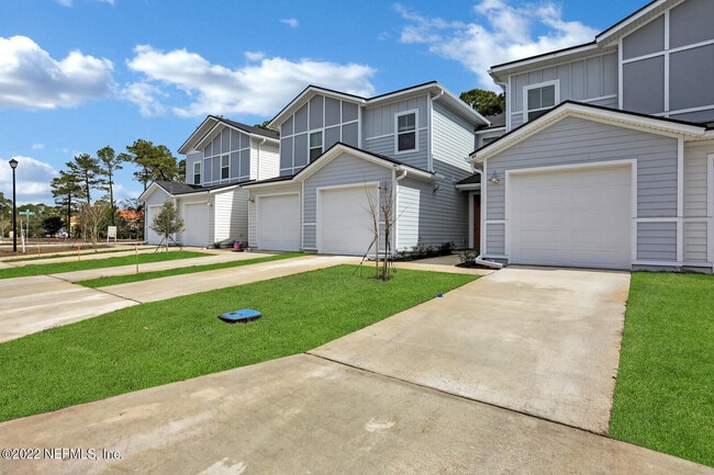 Building Photo - 90 Ridge Lake Rd