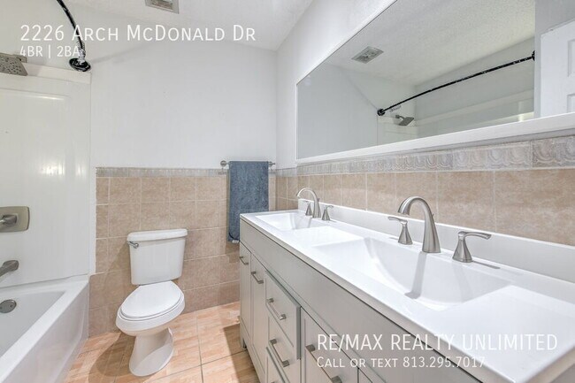 Building Photo - 2226 Arch McDonald Dr