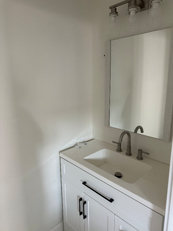 Building Photo - 15 Sybaris St