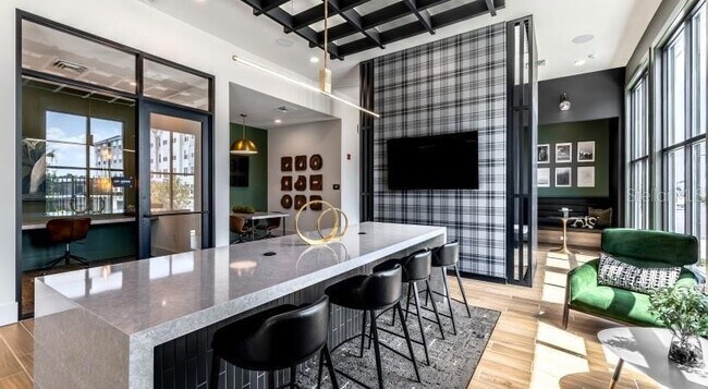 Building Photo - 18772 Grand Live Oak Blvd