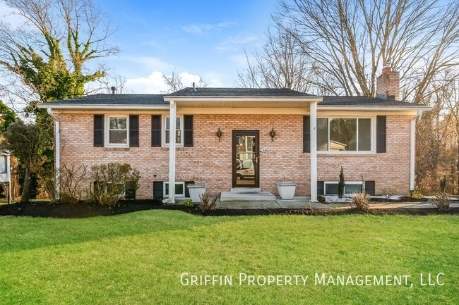 Building Photo - 5405 San Juan Dr