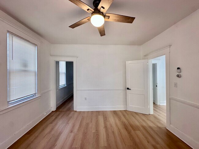 Building Photo - 49 East Ave