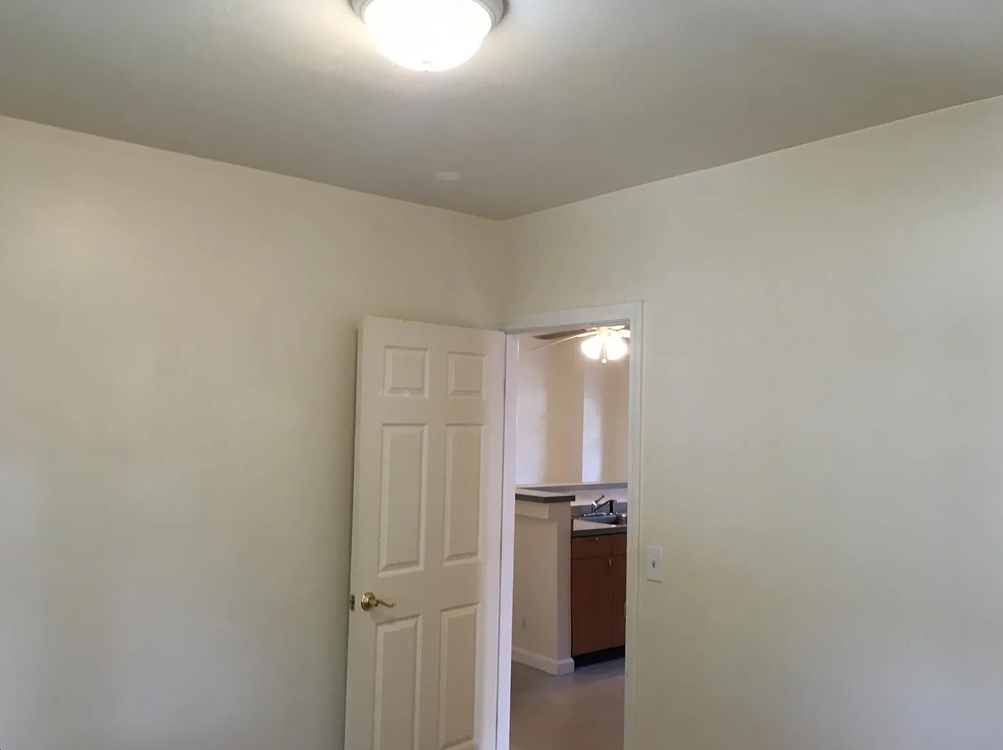 Building Photo - 1023 Branch Ave