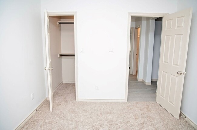 Building Photo - 1325 Bajada St