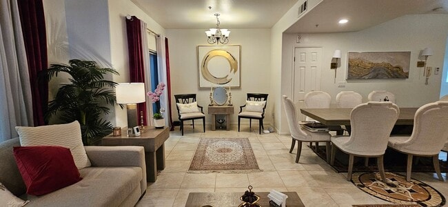 Building Photo - Charming 3-Bedroom Townhome in Prime Pasad...