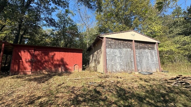 Building Photo - FRENCH VILLAGE RENTAL HOUSE - Private Home...