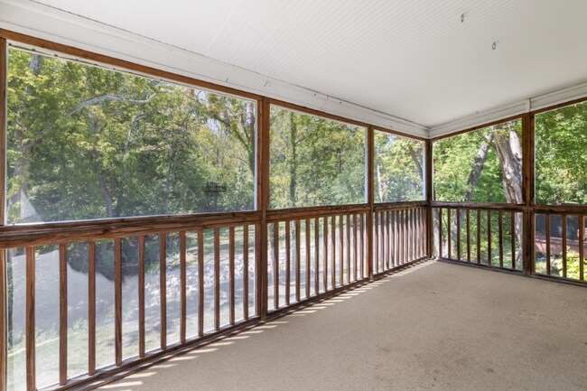 Building Photo - 1293 Kennebec Rd