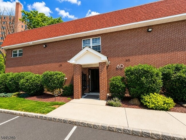 Building Photo - 40-72 Watchung Ave