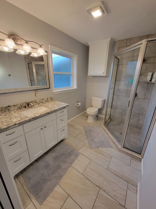 Building Photo - Bryan - 3 bed/ 2 bath / 2 car garage house with fenced back yard, near Texas A&M