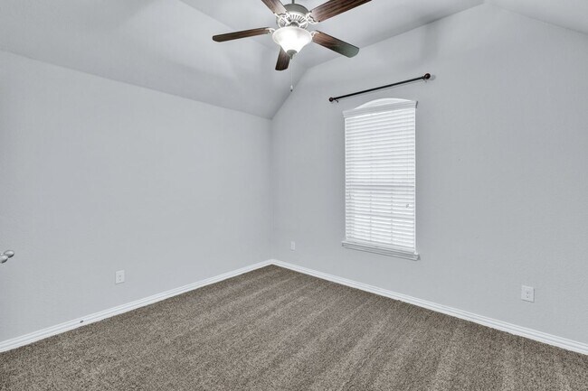 Building Photo - 16117 Gladewater Terrace