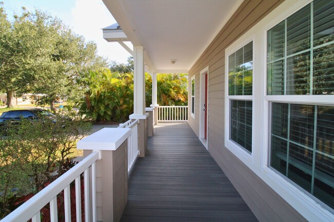 Building Photo - Beautiful 3-Bedroom Home in Seminole, FL!