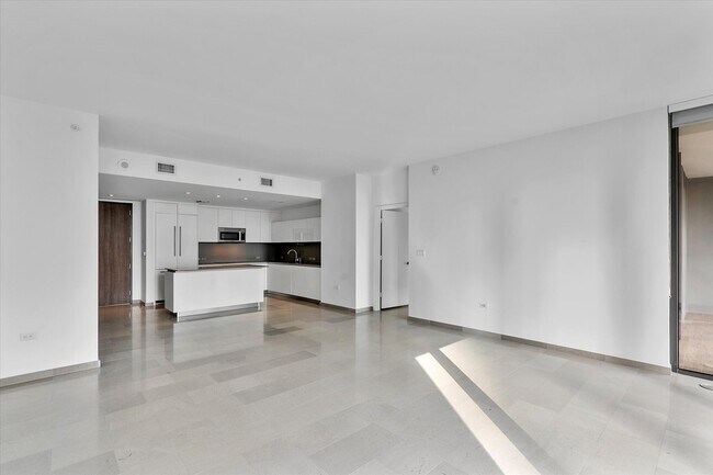 Building Photo - 88 SW 7th St