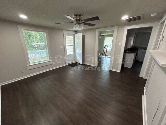 Building Photo - 1612 N McFarland St