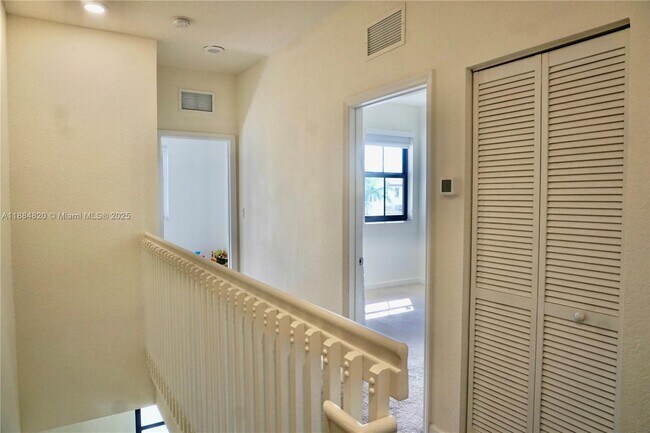 Building Photo - 10606 West 33rd Ct