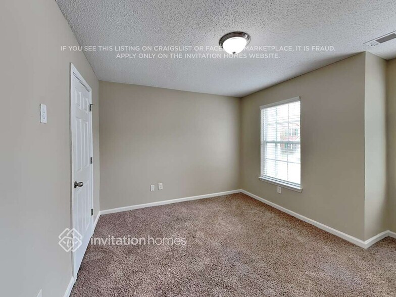 Building Photo - 3260 Timber Ridge