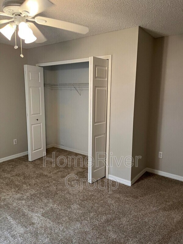 Building Photo - 11008 Apple Blossom Trail W