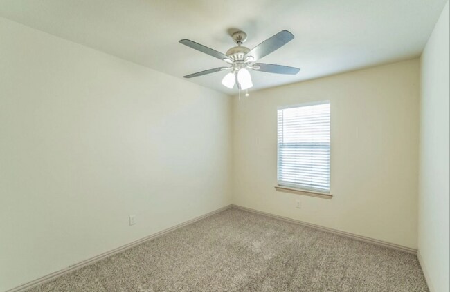 Building Photo - 2377 Homewood Ln