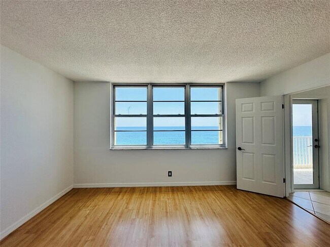 Building Photo - 750 N Ocean Blvd