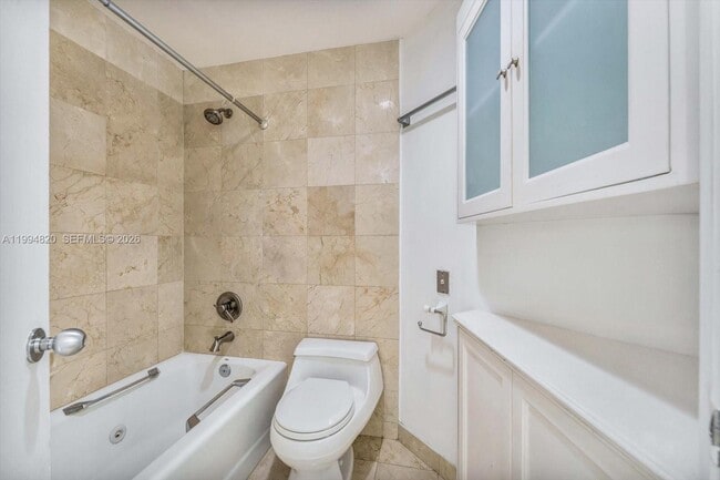 Building Photo - 888 Brickell Key Dr