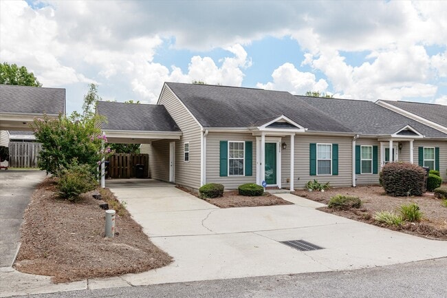 Building Photo - 2016 Caton Dr