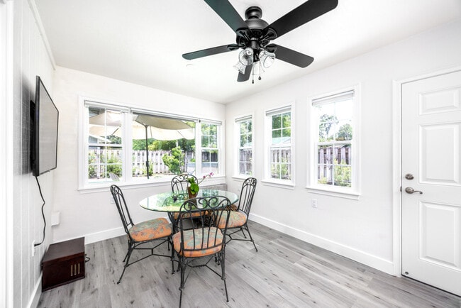 Building Photo - 4726 NW 27 Pl