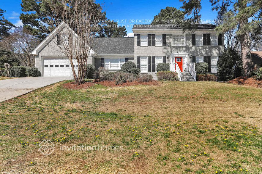 Building Photo - 4011 Colonial Dr SW