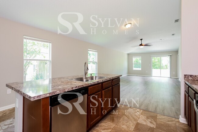 Building Photo - Coming HOME never felt so good!