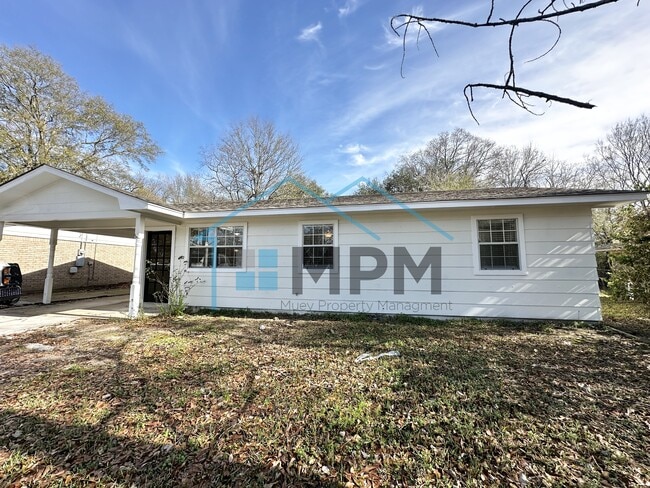 Building Photo - 117 Paula Dr