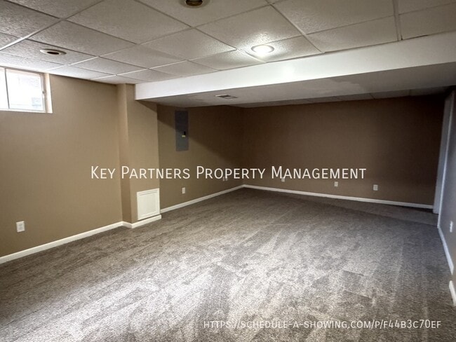 Building Photo - 14720 Goodman St